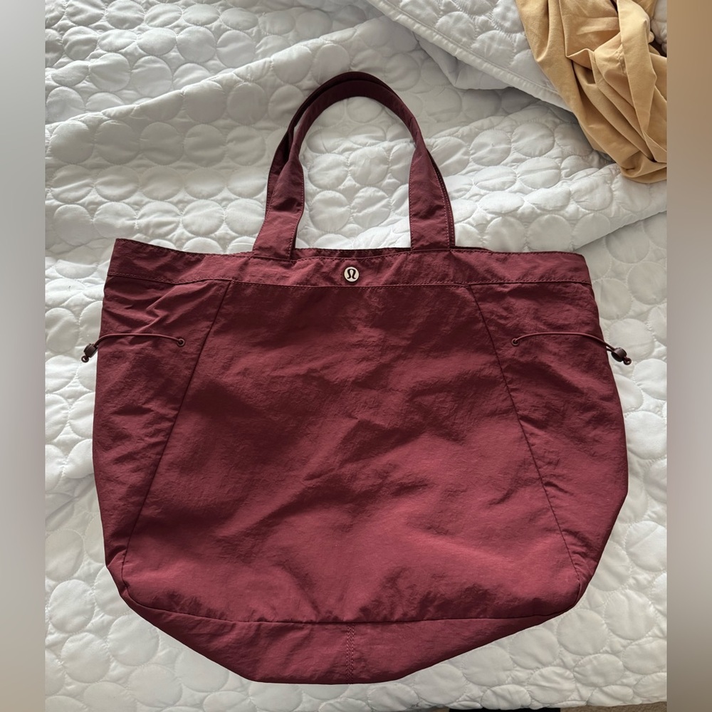 LULULEMON CANVAS BAG
